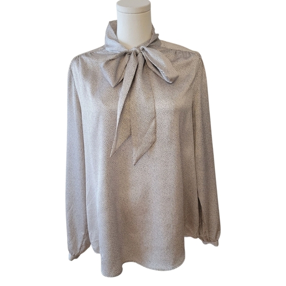 Adrianna Papell Taupe Tie Neck Blouse Size 1X - Picture 2 of 5